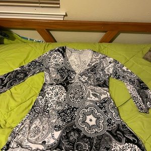 Ladies kinda dressy top.  Cute with leggings!